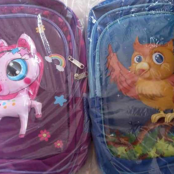 Combo de mochila con luz y lapicera